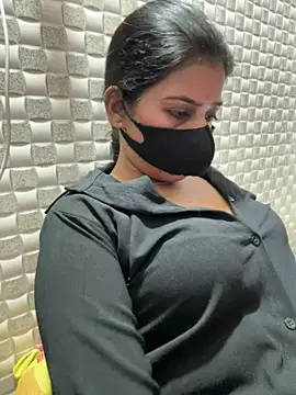 Hot Jaanvi  online show from April 13, 5:51 pm