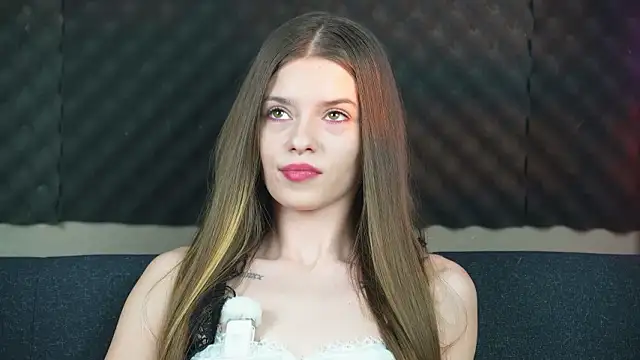 sukie spooky online show from March 26, 6:35 pm