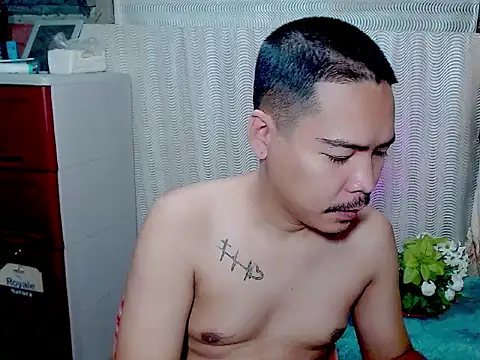 MANIACasianX online show from October 30, 8:42 pm