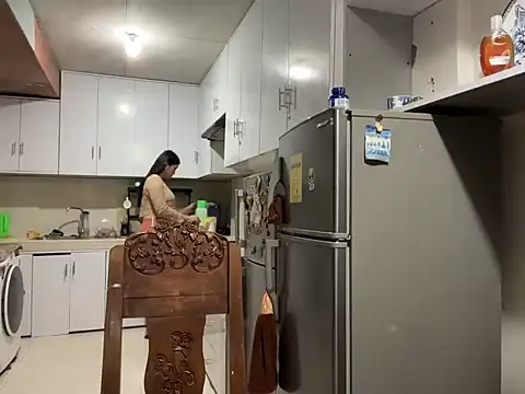 Snapshot of wild_flowerx chatting on February 2, 2:49 pm wild flowerx online show from February 2, 2:49 pm