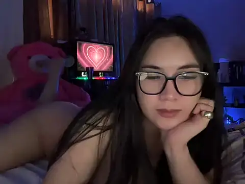 Snapshot of wild_flowerx chatting on February 7, 4:16 am wild flowerx online show from February 7, 4:16 am