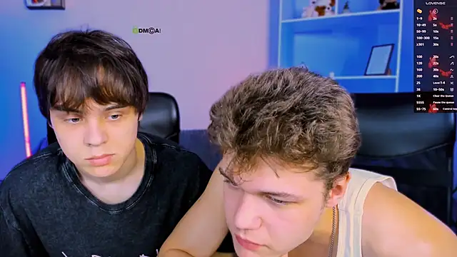 Snapshot of lucas_long_ chatting on November 23, 9:53 am lucas long online show from November 23, 9:53 am