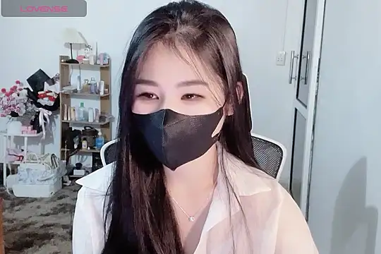 Snapshot of ___Daisy___ chatting on November 26, 6:47 am Daisy online show from November 26, 6:47 am