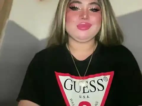 Snapshot of Naughtyrosecum chatting on November 9, 2:59 pm Naughtyrosecum online show from November 9, 2:59 pm