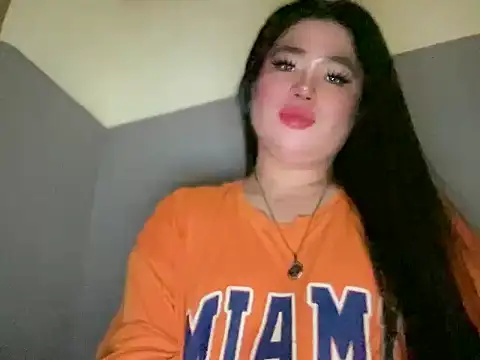 Snapshot of Naughtyrosecum chatting on December 1, 4:12 pm Naughtyrosecum online show from December 1, 4:12 pm