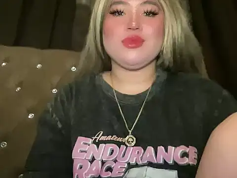 Snapshot of Naughtyrosecum chatting on December 14, 6:30 am Naughtyrosecum online show from December 14, 6:30 am