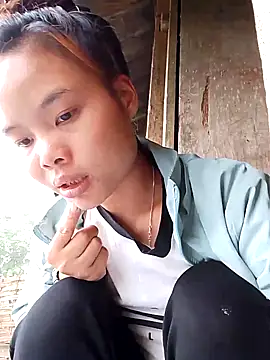 CloudyChu online show from October 25, 1:35 am