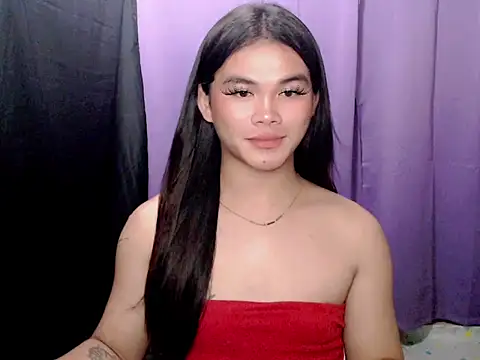 urgirljane online show from April 13, 4:12 pm