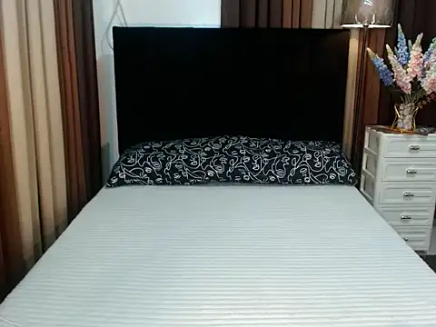 EstellaStarXxx online show from February 23, 9:45 pm