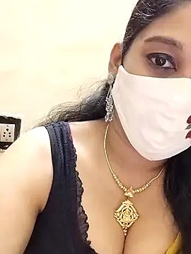 amelia-rani online show from December 20, 6:15 pm