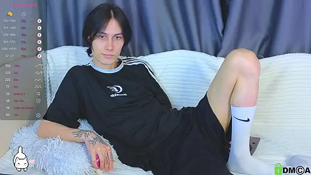 bd black online show from April 13, 10:37 pm