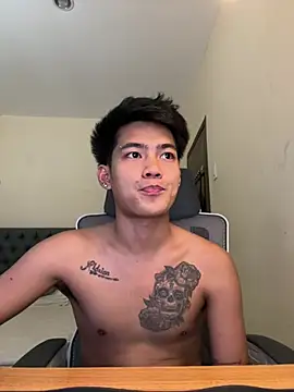 Snapshot of Prince_kiyoshi chatting on July 13, 8:39 am Prince kiyoshi online show from July 13, 8:39 am