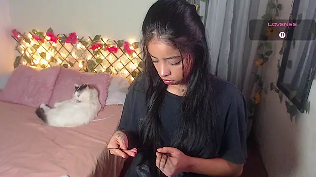 Angie Lee01 online show from November 25, 5:07 am