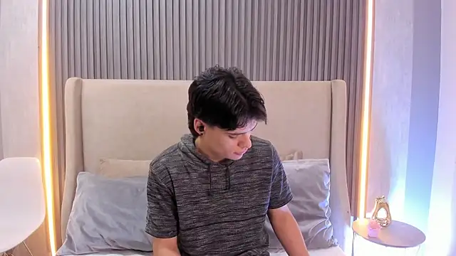 BenitoSaenz online show from November 20, 11:54 am