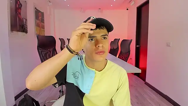 BenitoSaenz online show from March 25, 1:06 pm