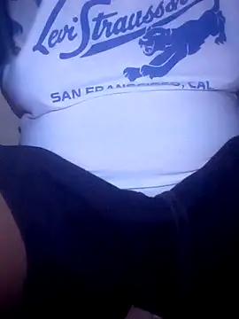 Snapshot of OnlyMoneyIwanT chatting on October 5, 7:56 pm OnlyMoneyIwanT online show from October 5, 7:56 pm