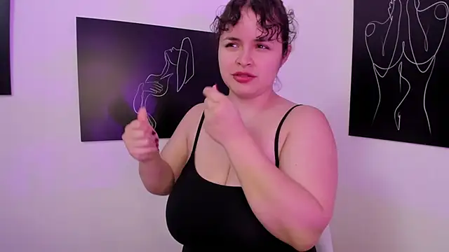 SeleneLuminari8 online show from October 7, 5:21 pm