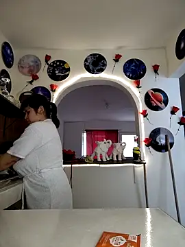 SeleneLuminari8 online show from December 20, 7:21 pm