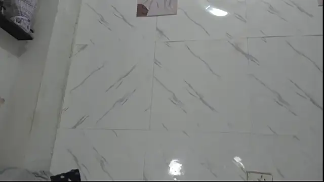 Snapshot of Its_Ashleigh chatting on April 21, 5:17 pm Its Ashleigh online show from April 21, 5:17 pm