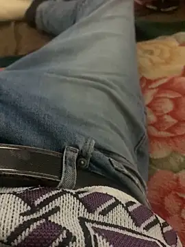 Aq2006 online show from February 14, 7:32 pm