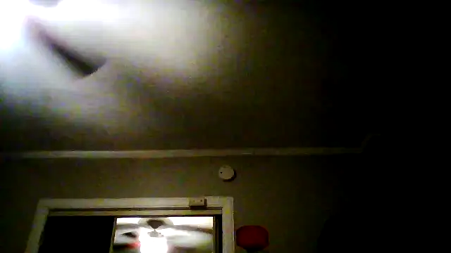 Snapshot of JezOne555 chatting on October 13, 10:37 am JezOne555 online show from October 13, 10:37 am