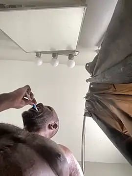 JezOne555 online show from April 3, 4:27 pm