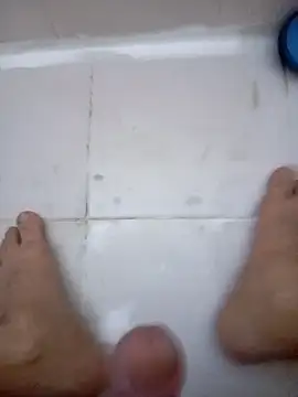 hassan8111 online show from April 18, 9:59 pm