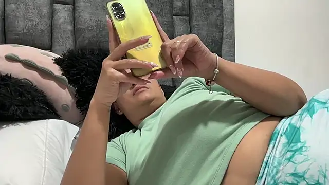 Snapshot of Sophia_copper chatting on September 30, 3:55 am Sophia copper online show from September 30, 3:55 am