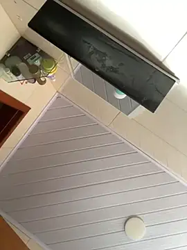 Snapshot of morenaluaa chatting on November 18, 9:03 am morenaluaa online show from November 18, 9:03 am