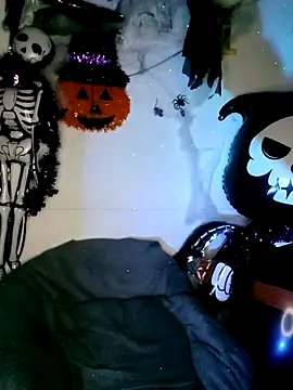 venusobryan 55 online show from October 11, 10:30 pm