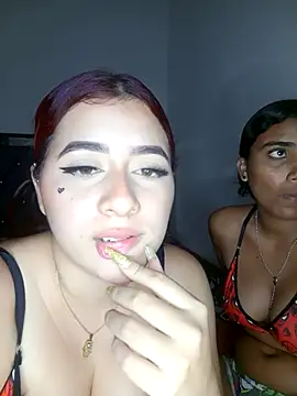 Snapshot of Chloe_Sky_love chatting on October 22, 3:51 am Chloe Sky love online show from October 22, 3:51 am