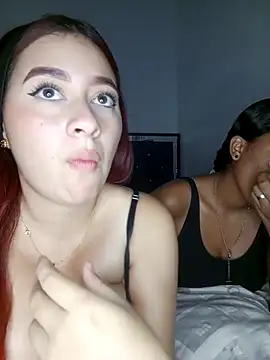 Snapshot of Chloe_Sky_love chatting on November 28, 9:17 pm Chloe Sky love online show from November 28, 9:17 pm