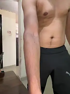 Snapshot of Saifq chatting on February 23, 7:28 am Saifq online show from February 23, 7:28 am