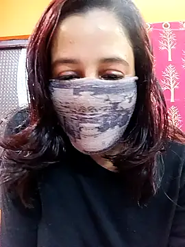 Snapshot of Hotpuja25 chatting on February 12, 7:09 pm Hotpuja25 online show from February 12, 7:09 pm