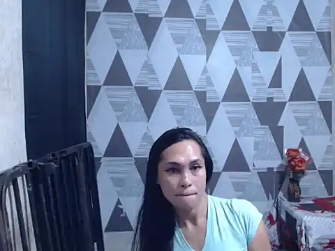 Snapshot of Wiynwyn_Delamerced1989 chatting on April 28, 2:38 am Wiynwyn Delamerced1989 online show from April 28, 2:38 am