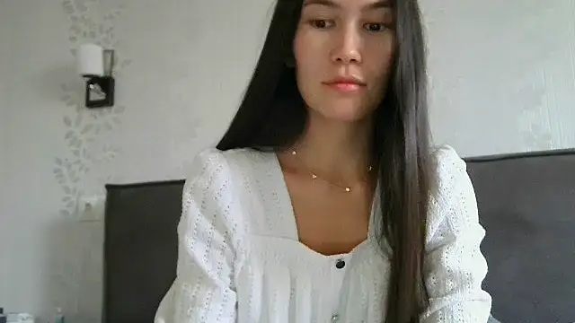 Miotaa online show from November 3, 8:15 am