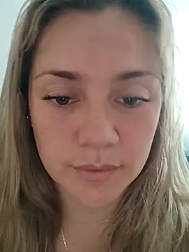 Snapshot of cameron_06 chatting on February 2, 2:27 pm cameron 06 online show from February 2, 2:27 pm