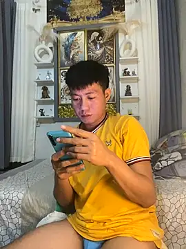 xshyboyx online show from October 1, 3:40 pm