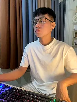 xshyboyx online show from October 29, 3:36 pm