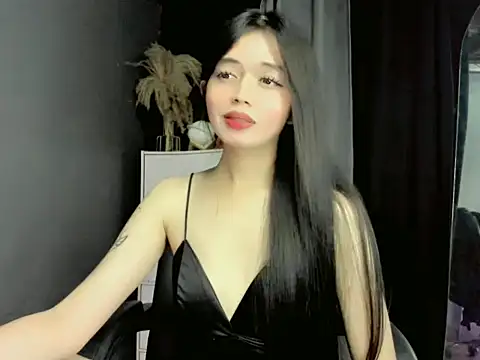 Snapshot of LexiLove chatting on October 19, 11:00 am LexiLove online show from October 19, 11:00 am
