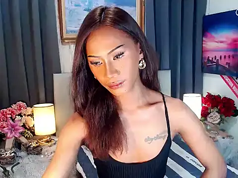 sassylatina online show from October 5, 10:02 am