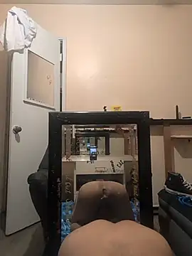 Cnutt310 online show from December 15, 3:38 pm