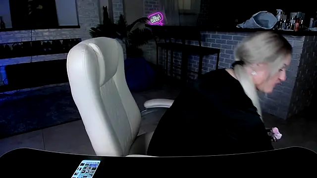 Snapshot of MariemLui chatting on September 14, 10:36 am MariemLui online show from September 14, 10:36 am