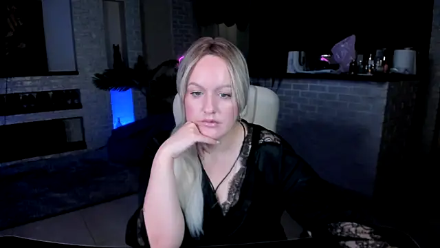 Snapshot of MariemLui chatting on September 16, 6:03 am MariemLui online show from September 16, 6:03 am