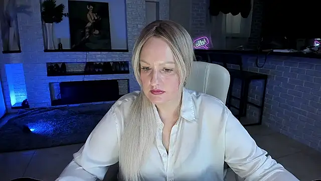 Snapshot of MariemLui chatting on September 27, 9:47 am MariemLui online show from September 27, 9:47 am