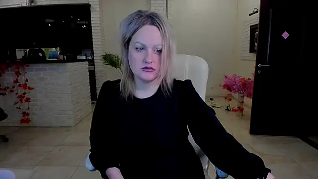 Snapshot of MariemLui chatting on December 3, 12:36 pm MariemLui online show from December 3, 12:36 pm