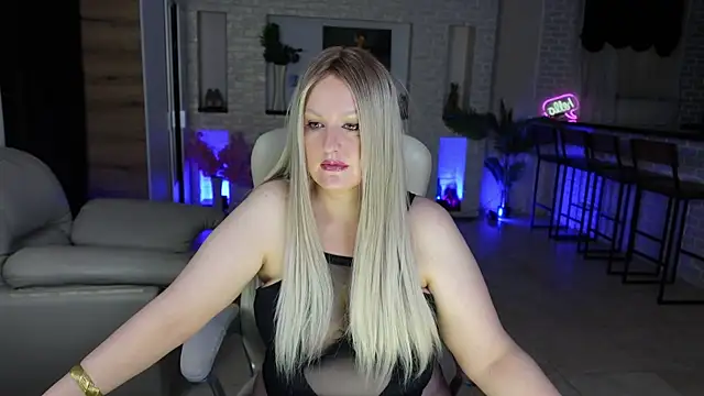 Snapshot of MariemLui chatting on May 27, 4:26 pm MariemLui online show from May 27, 4:26 pm