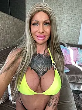 dutchbarbie online show from April 30, 4:24 pm