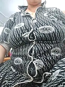 rousaa online show from December 2, 4:02 pm