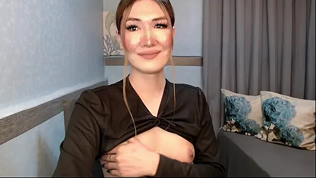 Snapshot of xFuckingMarga chatting on April 19, 5:34 pm xFuckingMarga online show from April 19, 5:34 pm